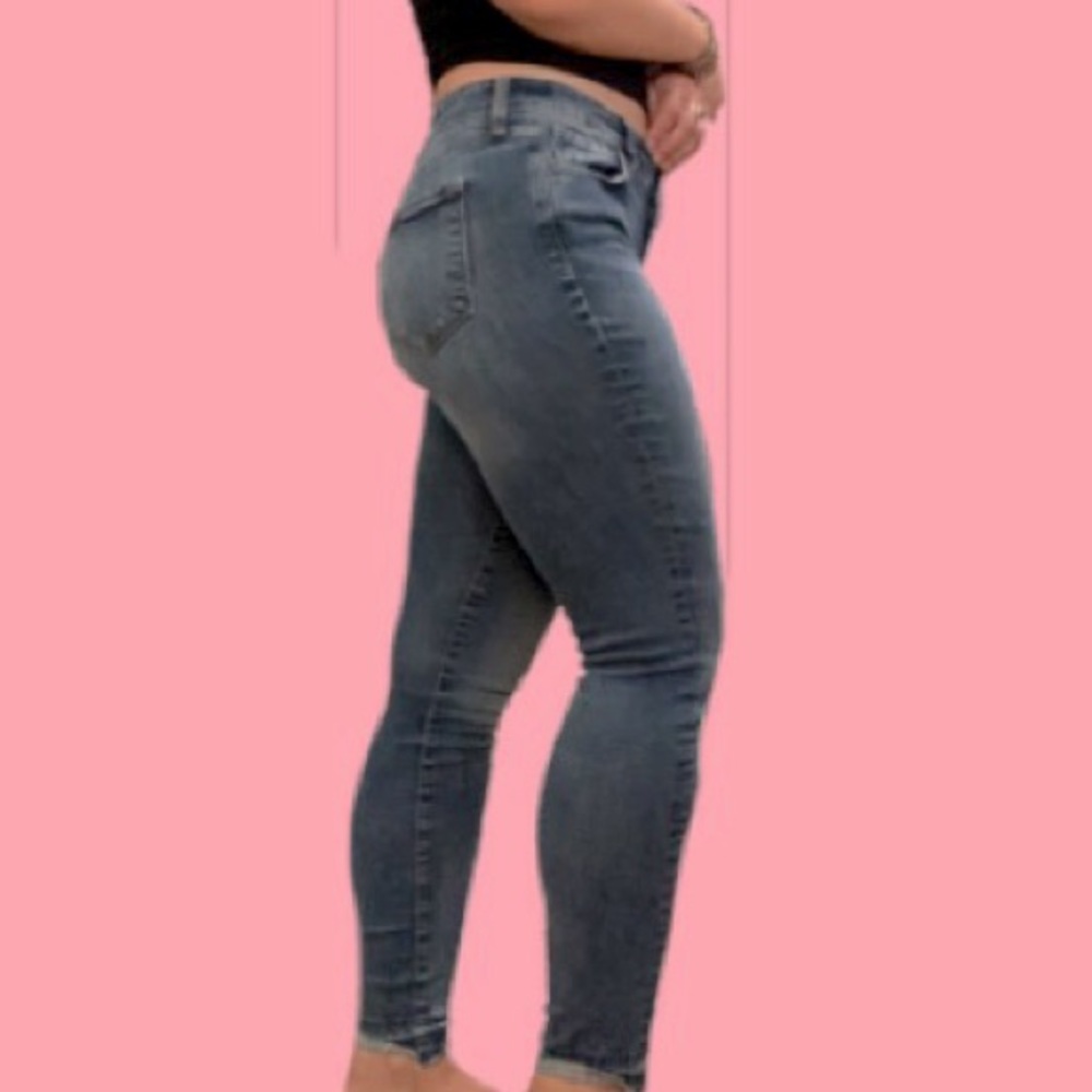 Size 6, Old Navy, Midrise jeans